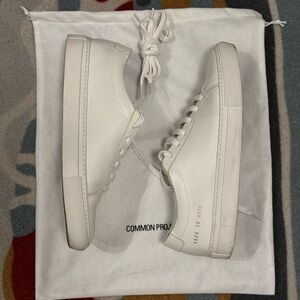 COMMON PROJECT Triple white sneakers